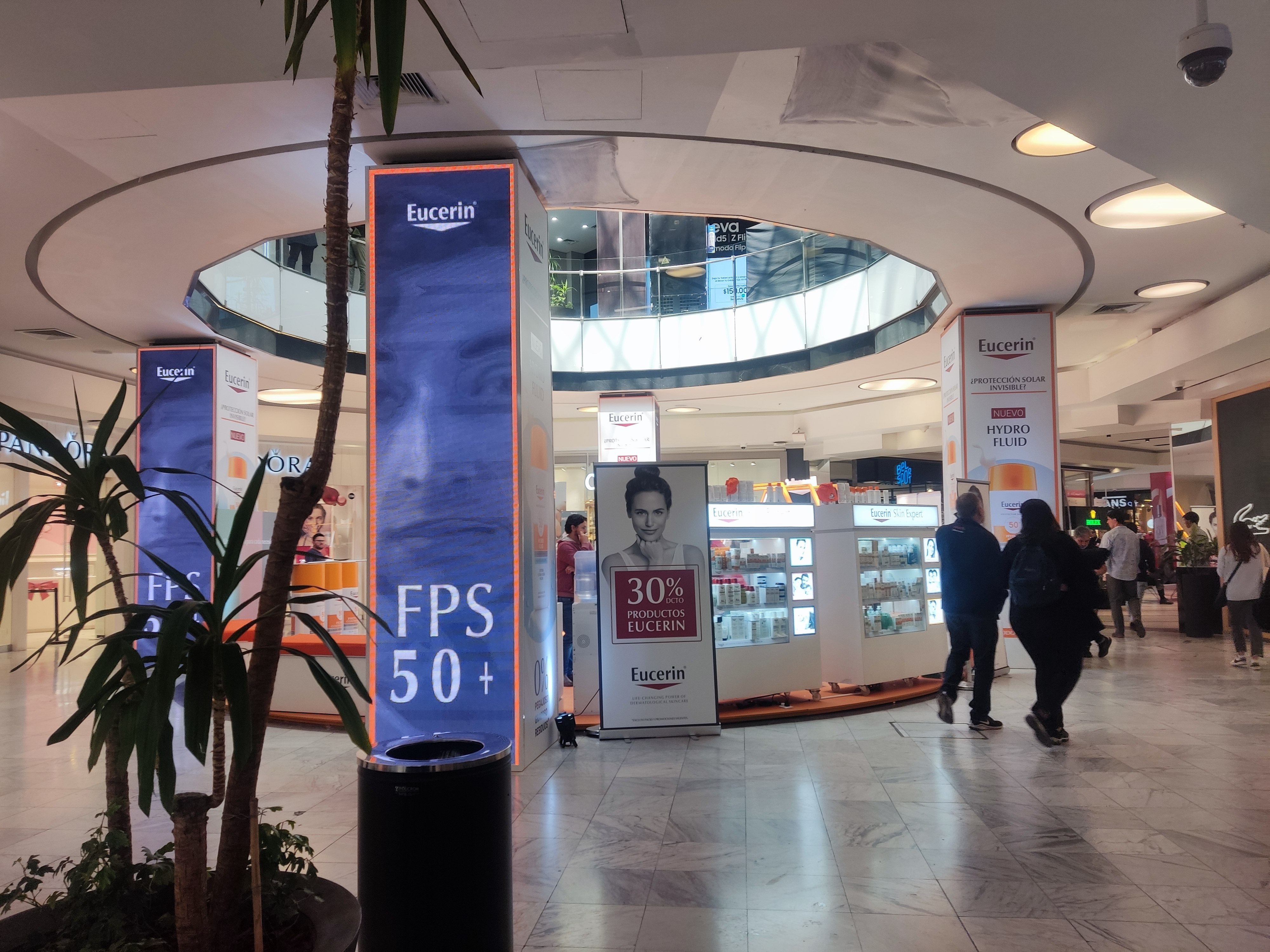 Instalación de material POP en punto de venta